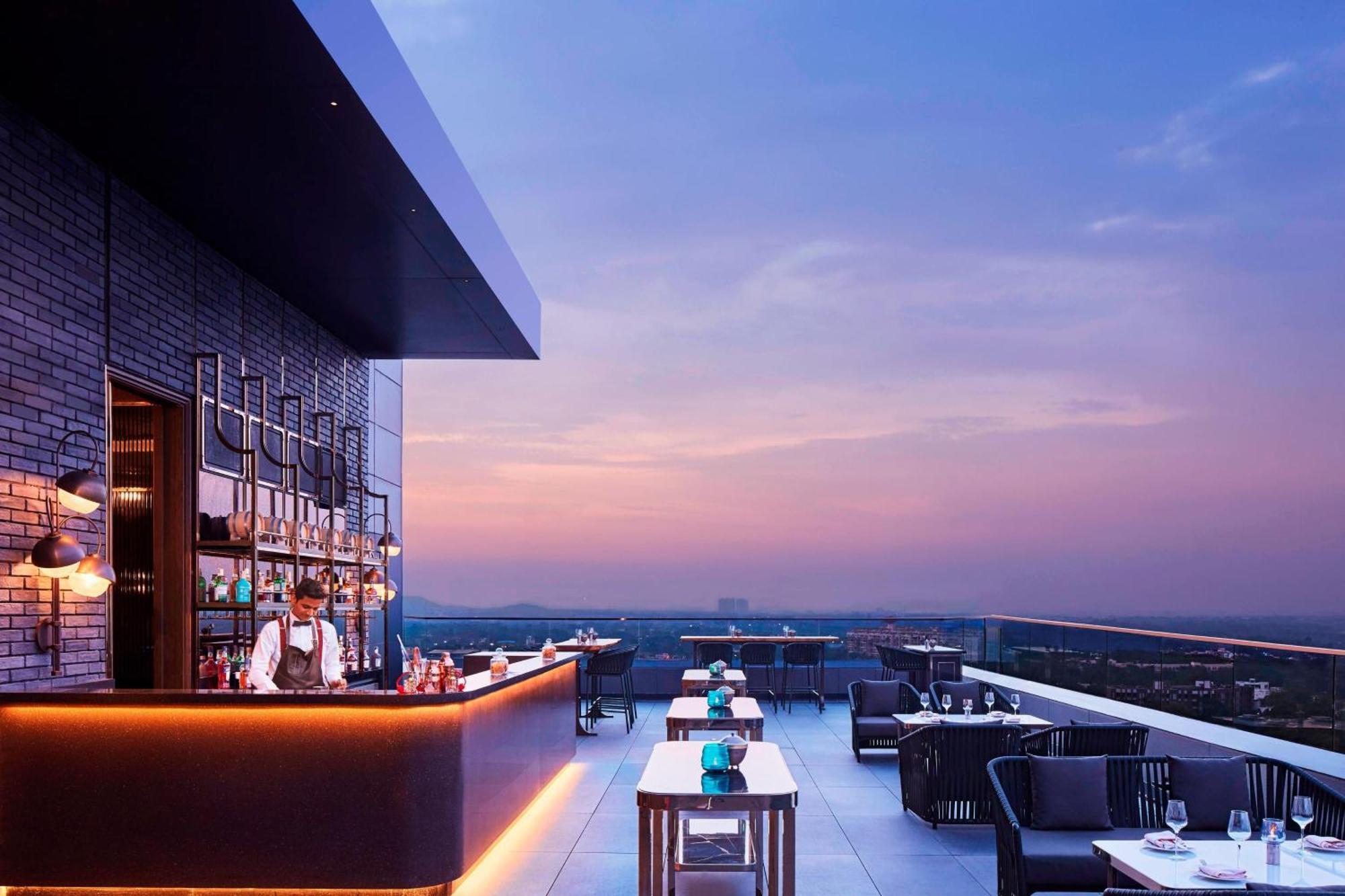 The Ritz-Carlton, Pune Exterior foto